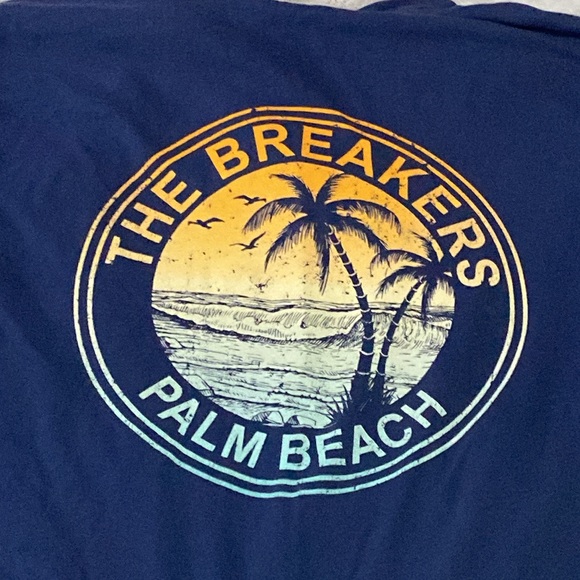 The Breakers palm beach medium men’s shirt. - Picture 4 of 5